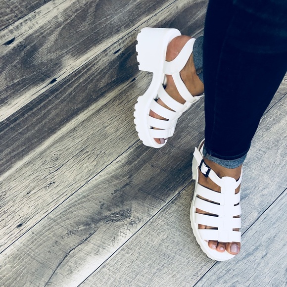 LAST 1🌸White Caged OPEN TOE Gladiator Sandals - Picture 6 of 8